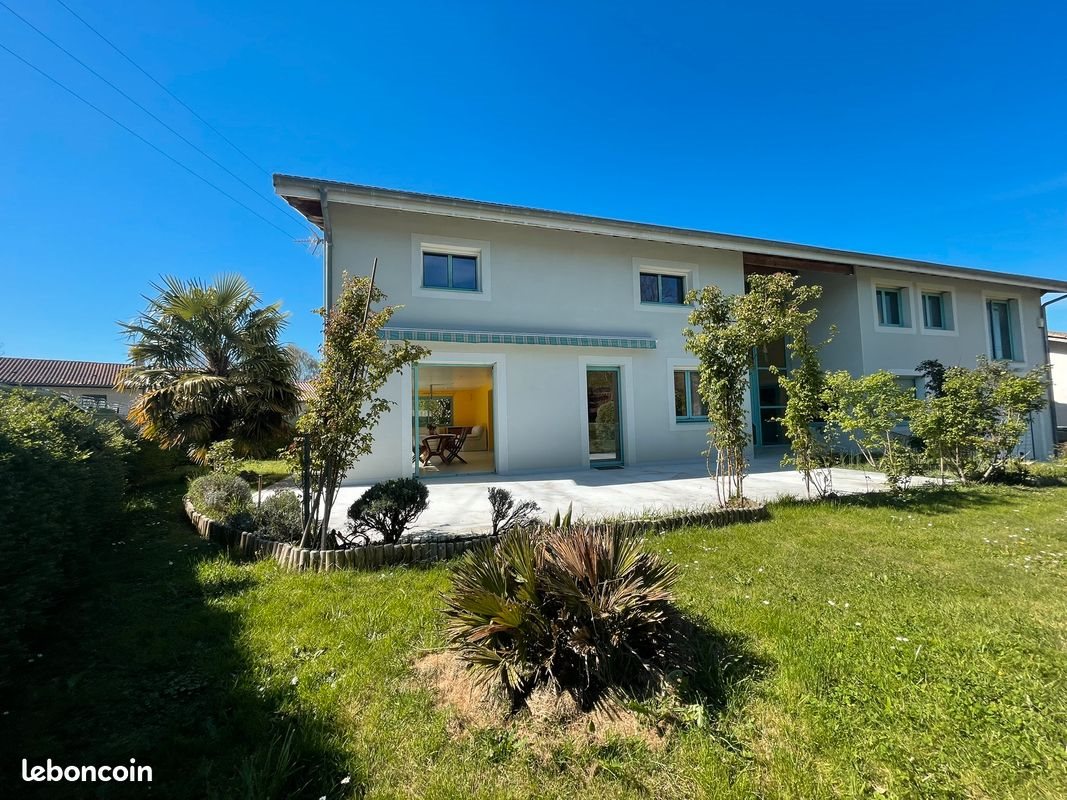 Maison à vendre, 197m², Meillonnas