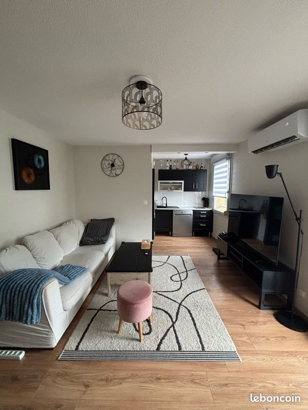 Appartement à louer, 48m², Limas