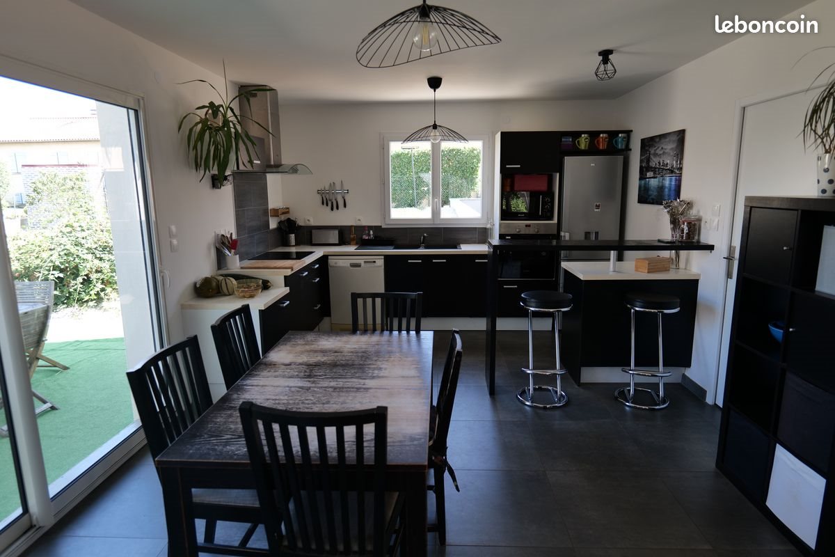 Maison à vendre, 125m², Vic-le-Comte