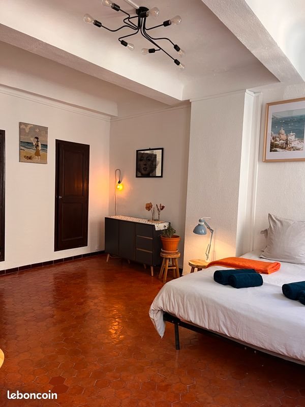 Appartement à louer, 70m², Cotignac