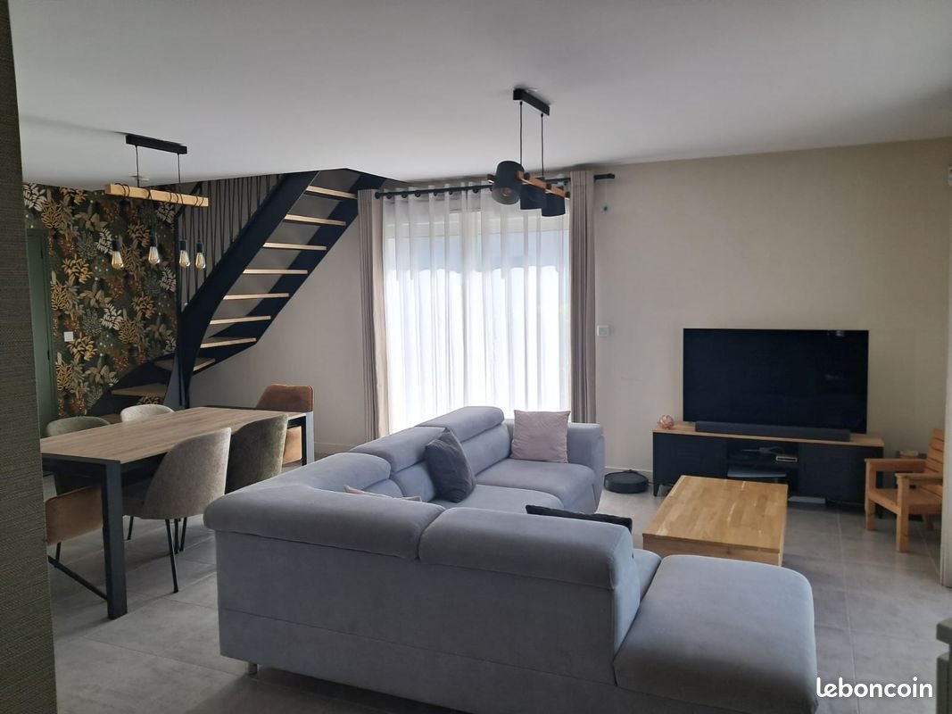 Maison à vendre, 108m², Montigné-le-Brillant