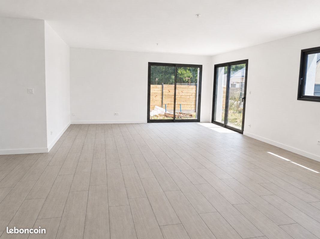 Maison à vendre, 126m², Bains-sur-Oust