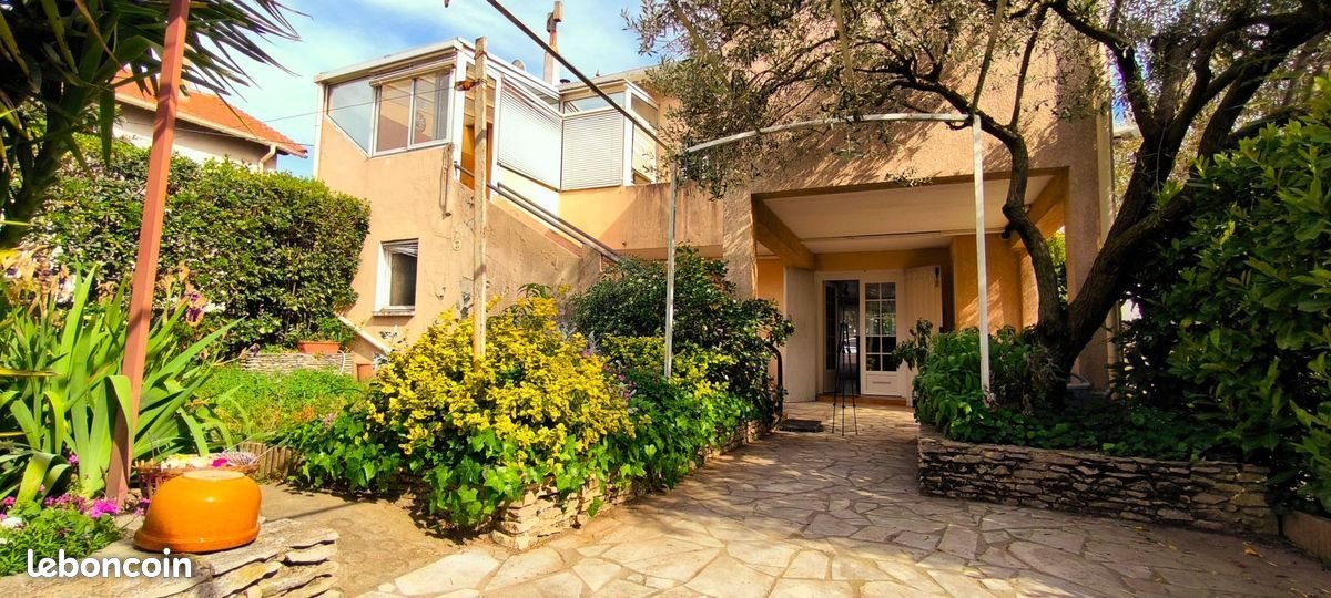 Maison à vendre, 160m², Nîmes