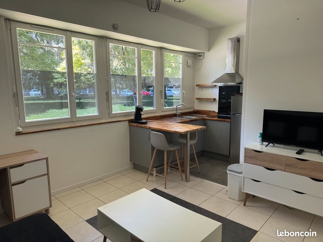 Appartement à louer, 22m², Pau