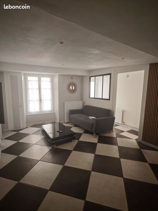 Maison à louer, 103m², Parthenay