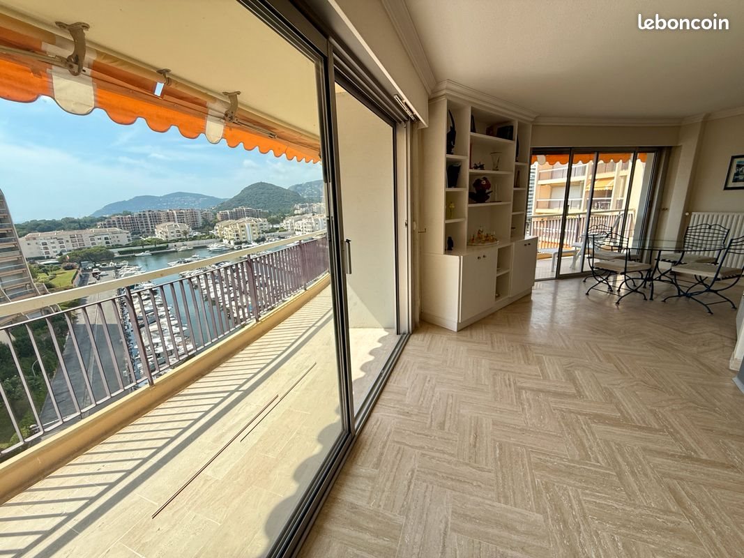 Appartement à vendre, 68m², Mandelieu-la-Napoule