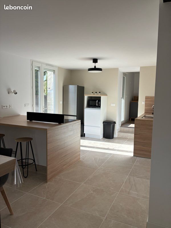Appartement à louer, 80m², Saint-Hilaire-de-Brethmas