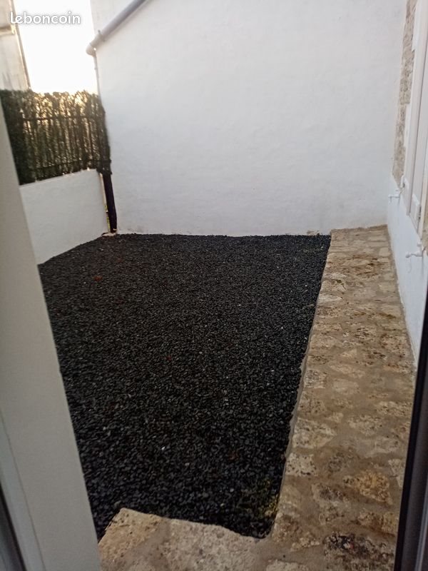 Maison à louer, 67m², Asnières-la-Giraud