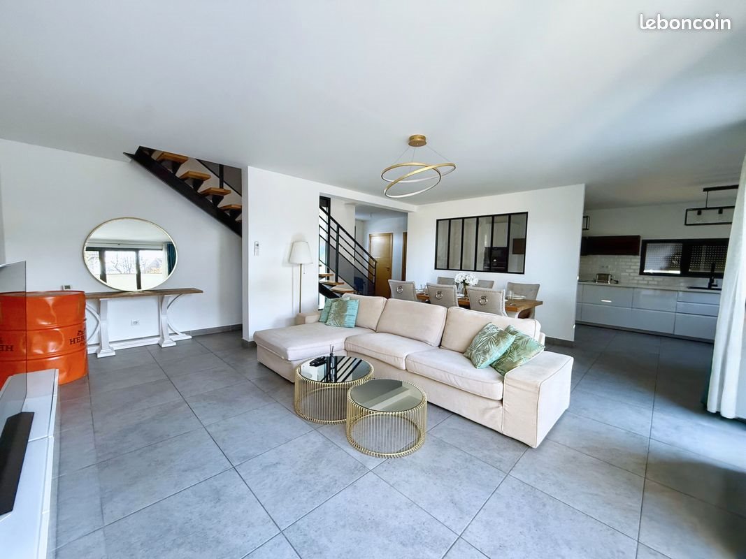Maison à vendre, 136m², Chassieu