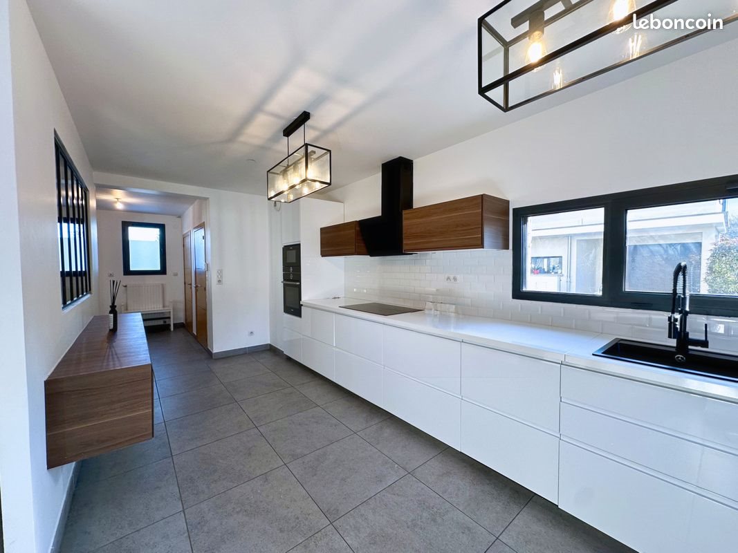 Maison à vendre, 136m², Chassieu