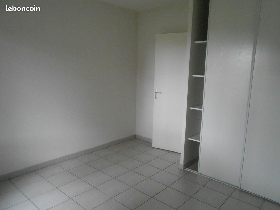 Appartement à louer, 38m², Saint-Yzan-de-Soudiac