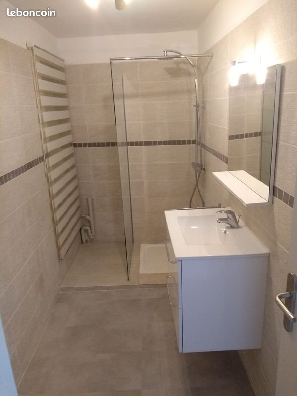 Appartement à louer, 45m², Bellegarde