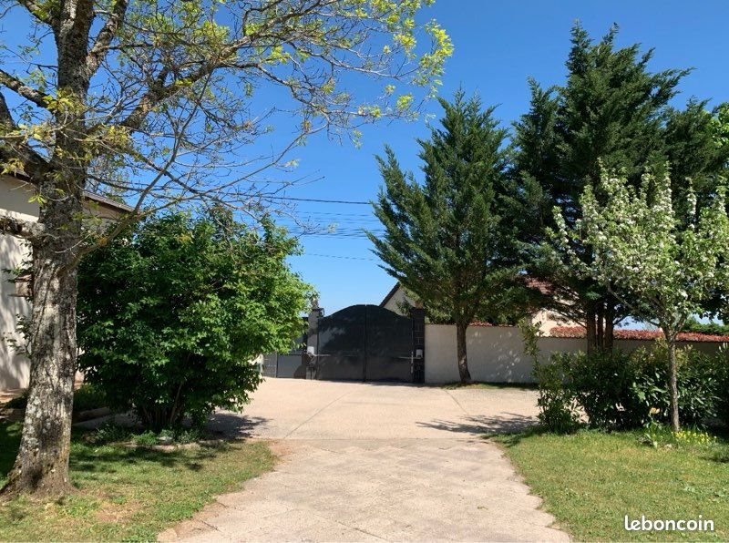 Maison à vendre, 142m², Prenois