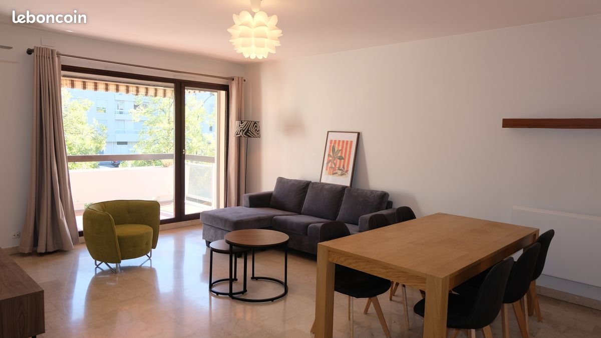 Appartement à louer, 83m², Annecy