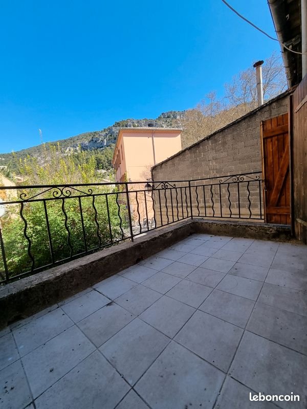 Appartement à louer, 42m², Fontaine-de-Vaucluse