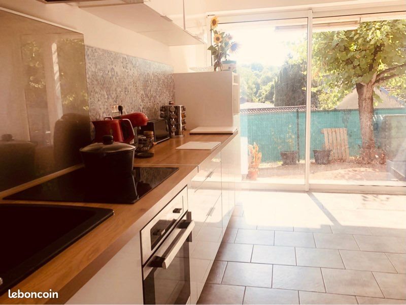 Maison à louer, 100m², Javerlhac-et-la-Chapelle-Saint-Robert