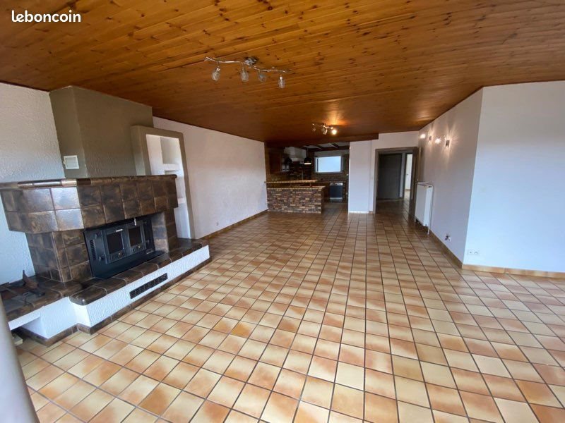 Appartement à louer, 100m², Betting
