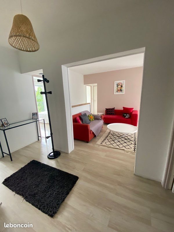 Appartement à louer, 80m², Mont-Saint-Aignan