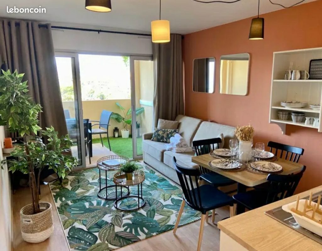 Appartement à louer, 27m², Cannes-la-Bocca