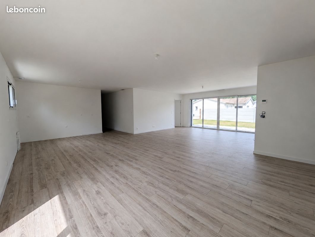 Maison à vendre, 140m², Le Pian-Médoc