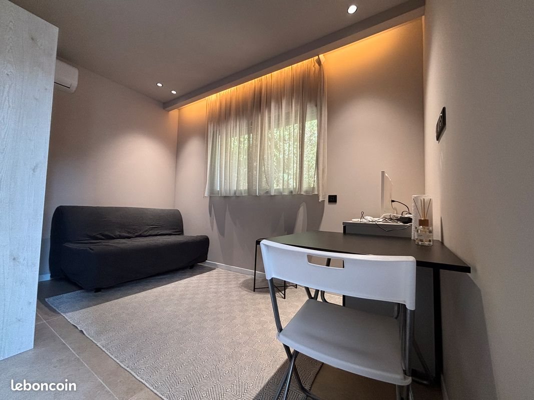 Appartement à louer, 17m², Biot