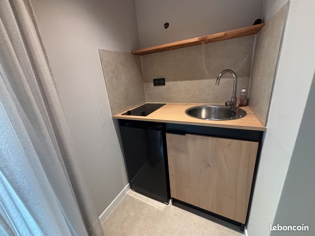 Appartement à louer, 17m², Biot