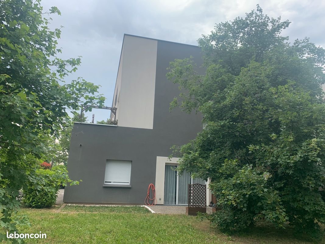 Appartement à louer, 41m², Saint-Priest