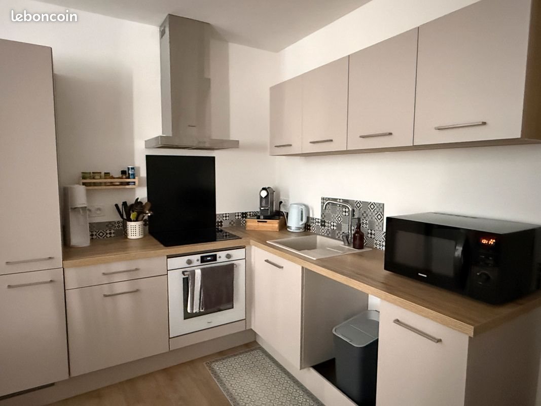 Appartement à louer, 54m², Mazan