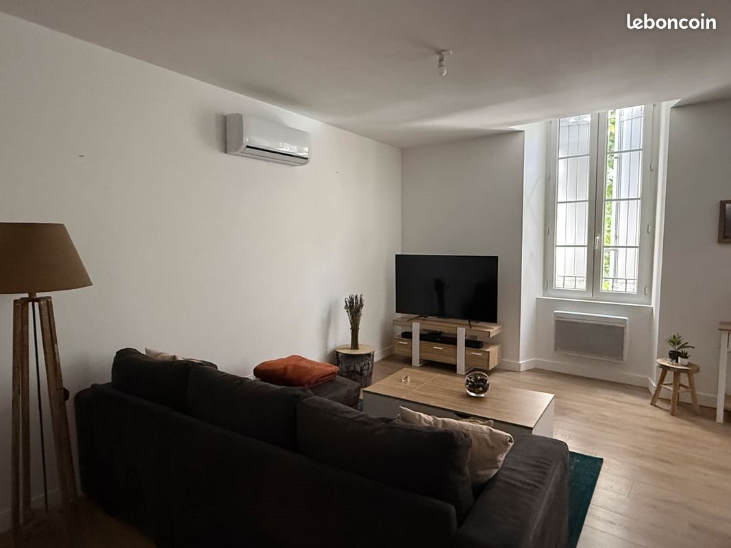 Appartement à louer, 54m², Mazan