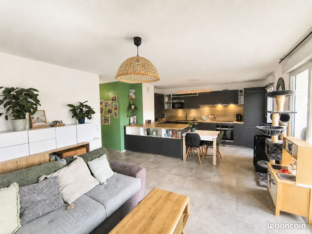 Appartement à vendre, 65m², Poisy