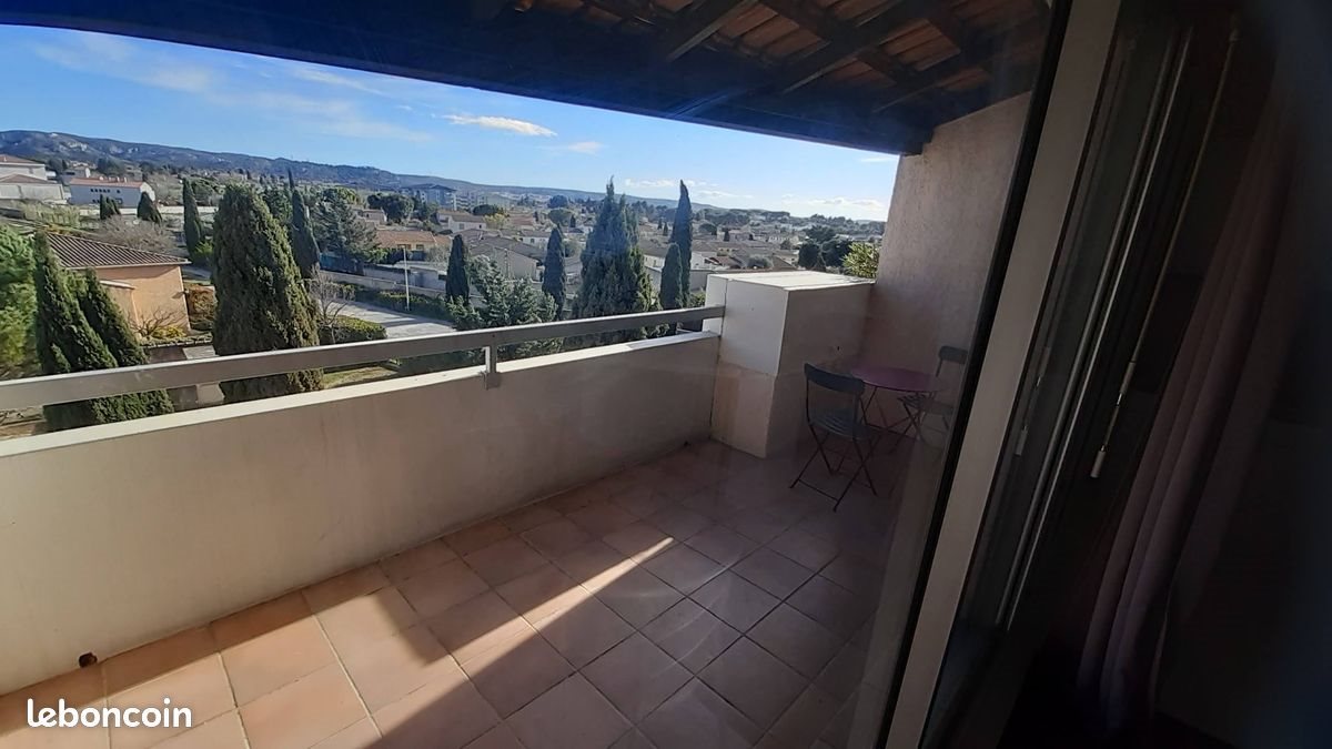 Appartement à louer, 31m², Marignane
