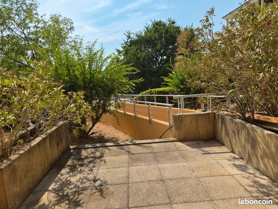 Appartement à louer, 45m², Alès