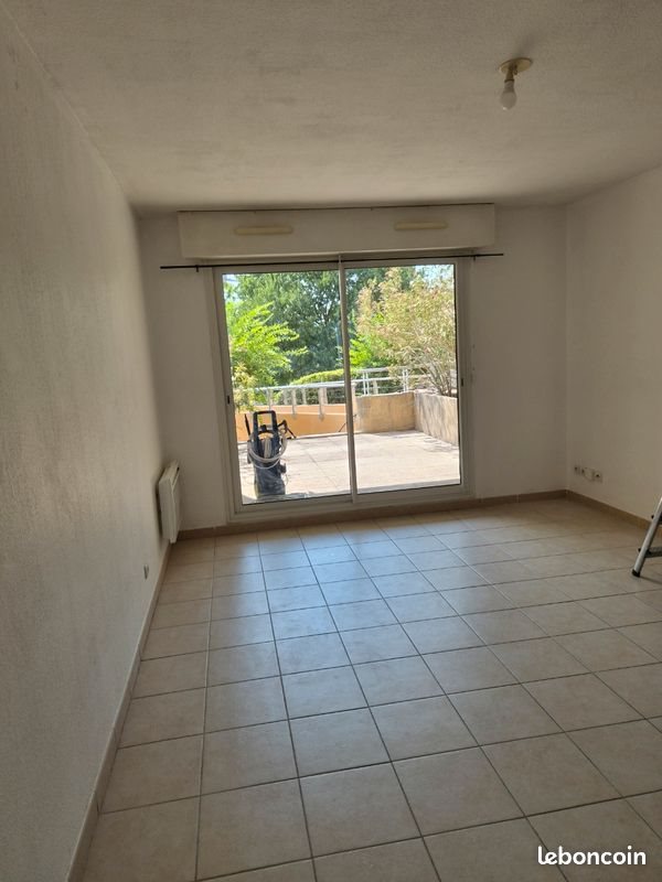 Appartement à louer, 45m², Alès