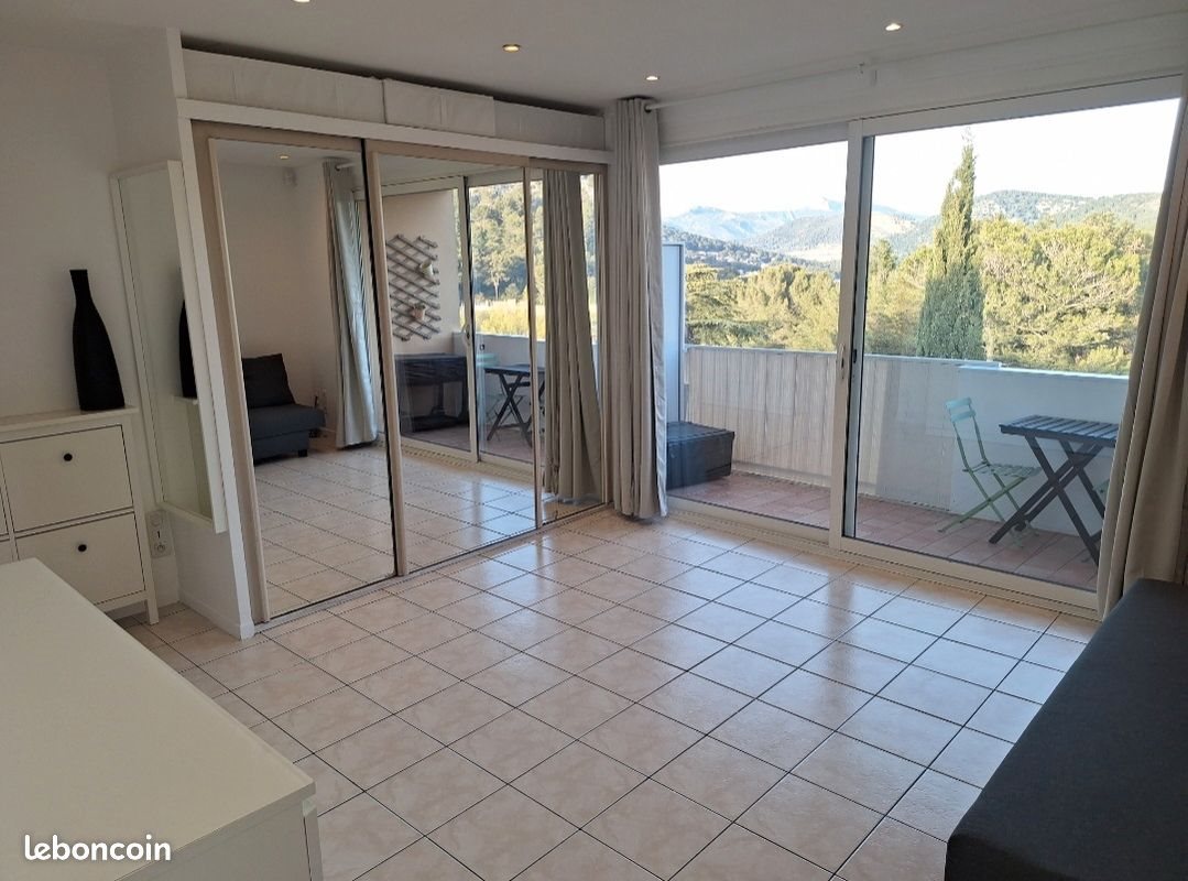 Appartement à vendre, 25m², Carnoux-en-Provence
