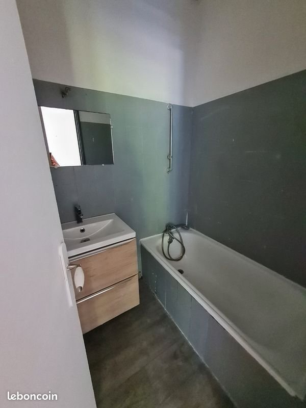Appartement à louer, 40m², Châteaurenard