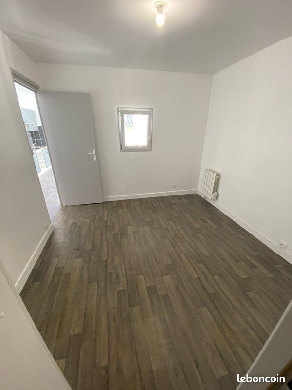 Appartement à louer, 43m², La Réole