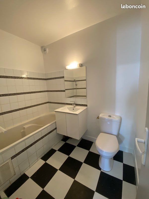 Appartement à louer, 43m², La Réole