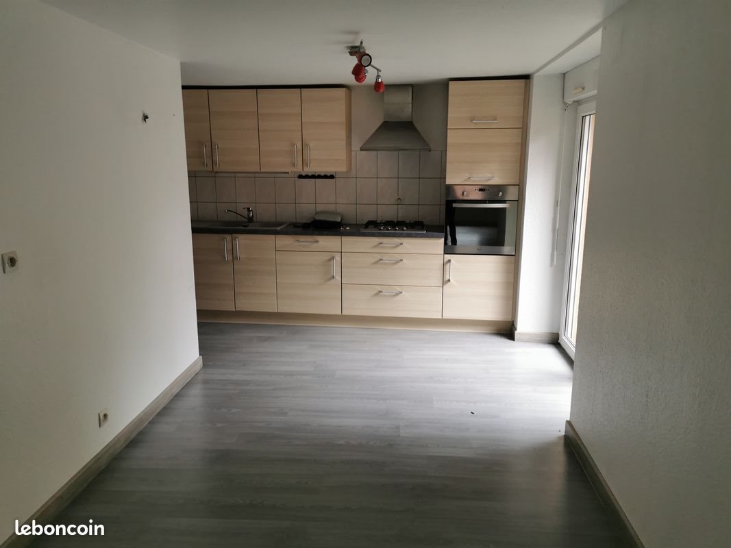 Appartement à louer, 67m², Oderen