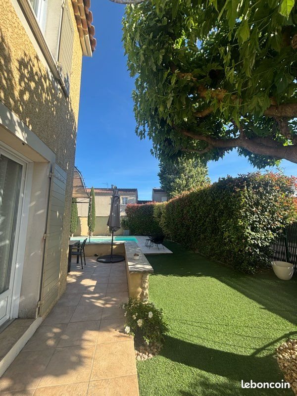 Maison à louer, 110m², Jonquerettes