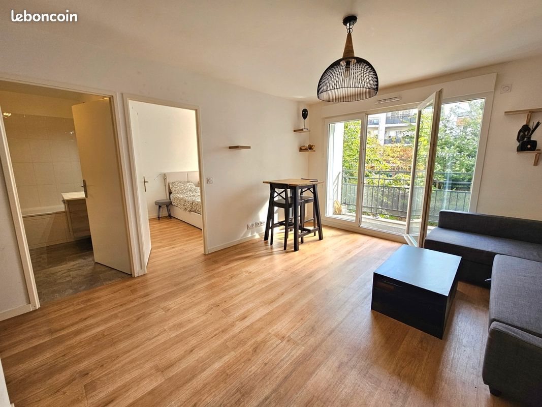 Appartement à louer, 39m², Romainville