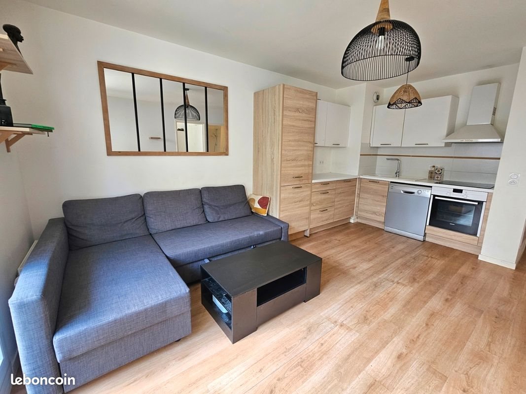 Appartement à louer, 39m², Romainville