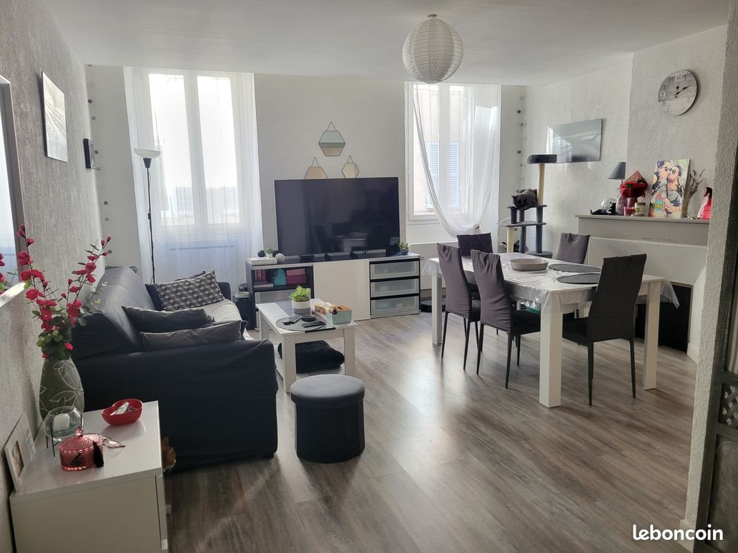 Appartement à louer, 51m², Cuers