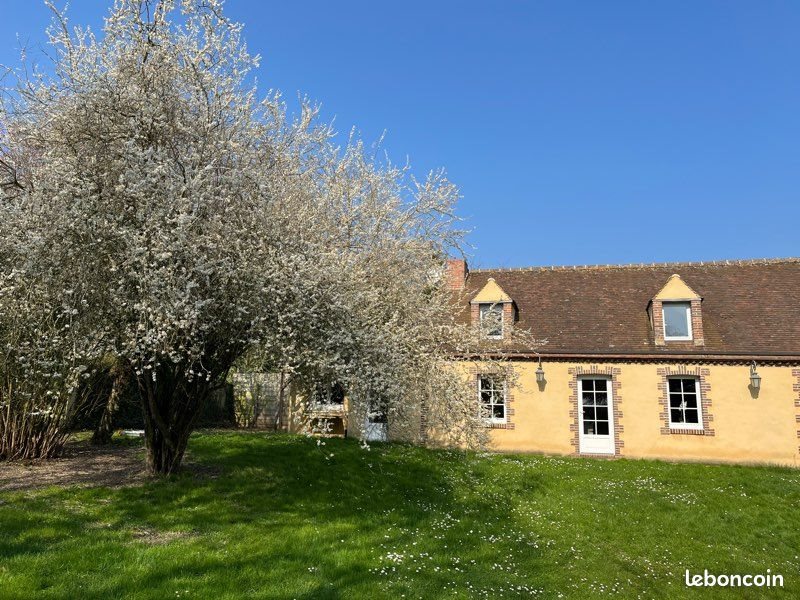 Maison à louer, 161m², Tremblay-les-Villages
