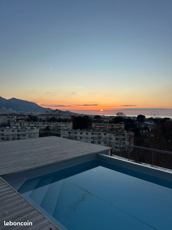 Appartement à louer, 47m², Marseille 8ème