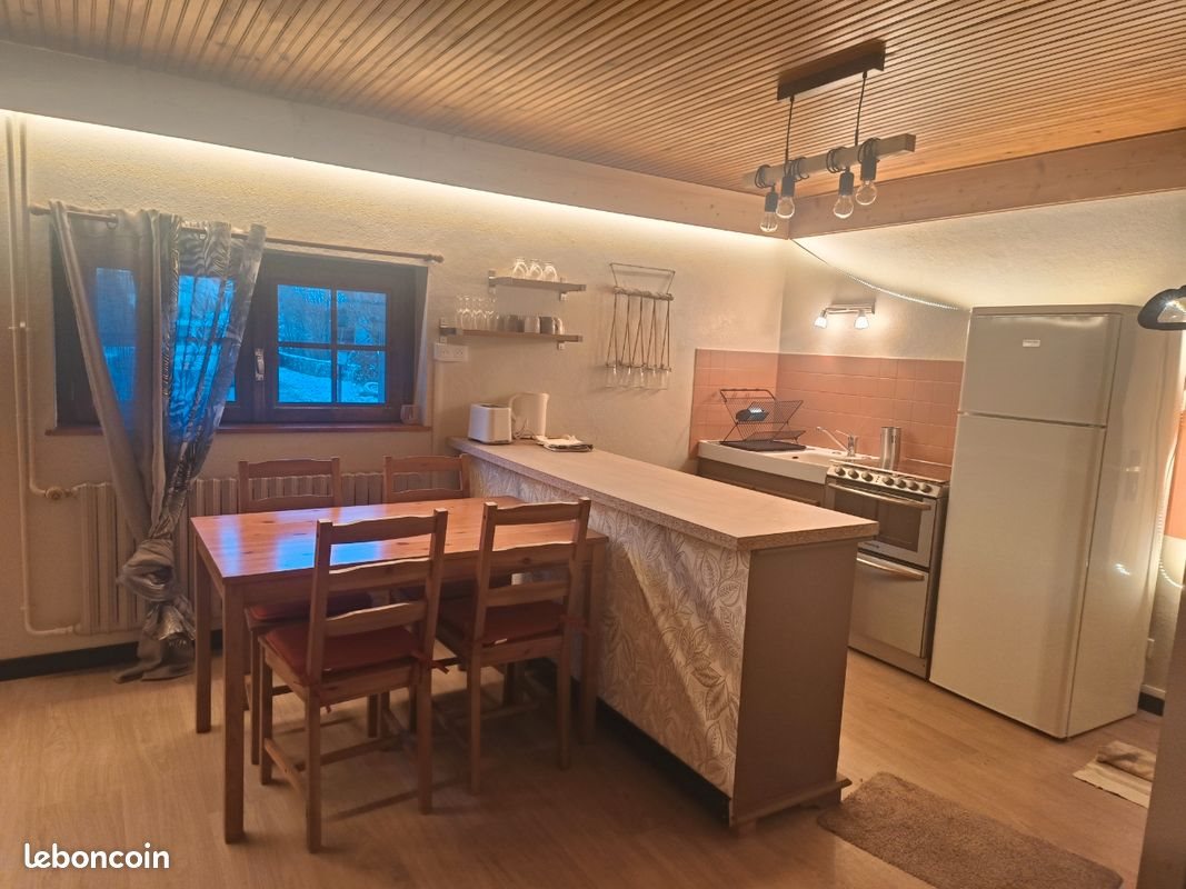 Appartement à louer, 48m², Laussonne