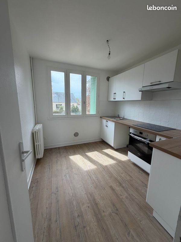 Maison à louer, 77m², Méreau