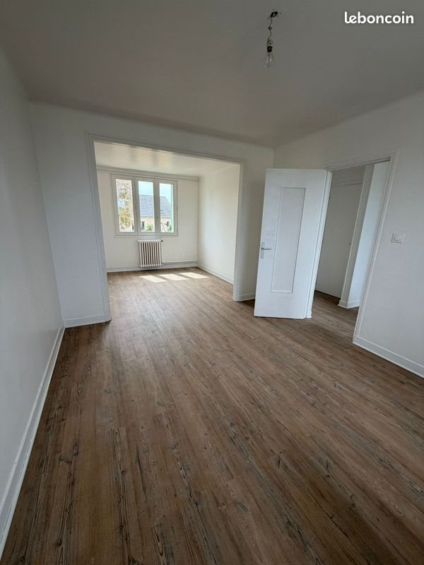 Maison à louer, 77m², Méreau
