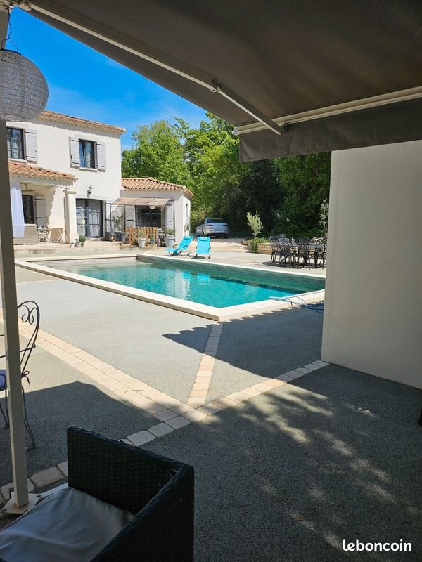 Maison à vendre, 148m², Robion