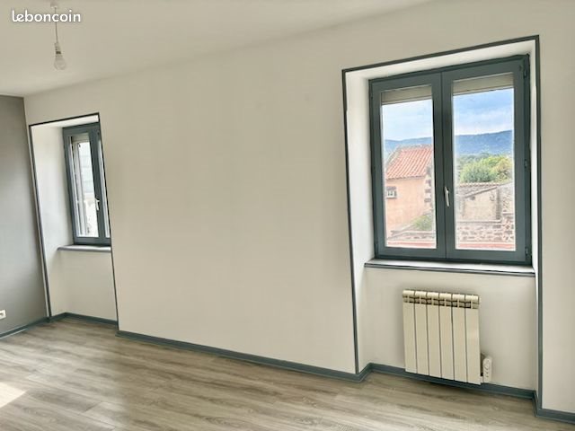 Appartement à louer, 47m², Riom