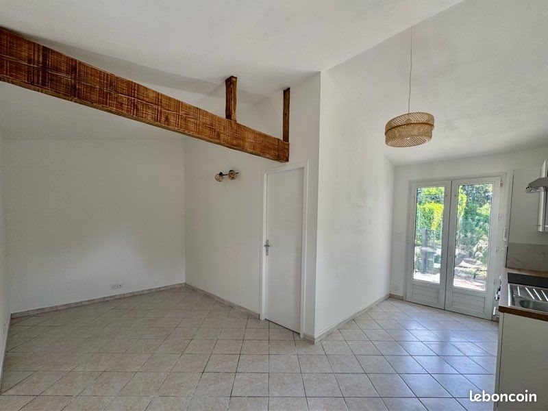 Maison à louer, 53m², Monteux